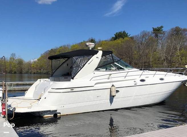 Slide: The Image of Cruisers Yachts 3870 Express 2000 - 15103914