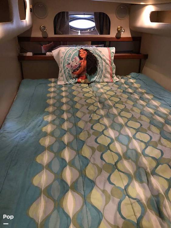 Slide: The Image of Cruisers Yachts 3870 Express 2000 - 15103917