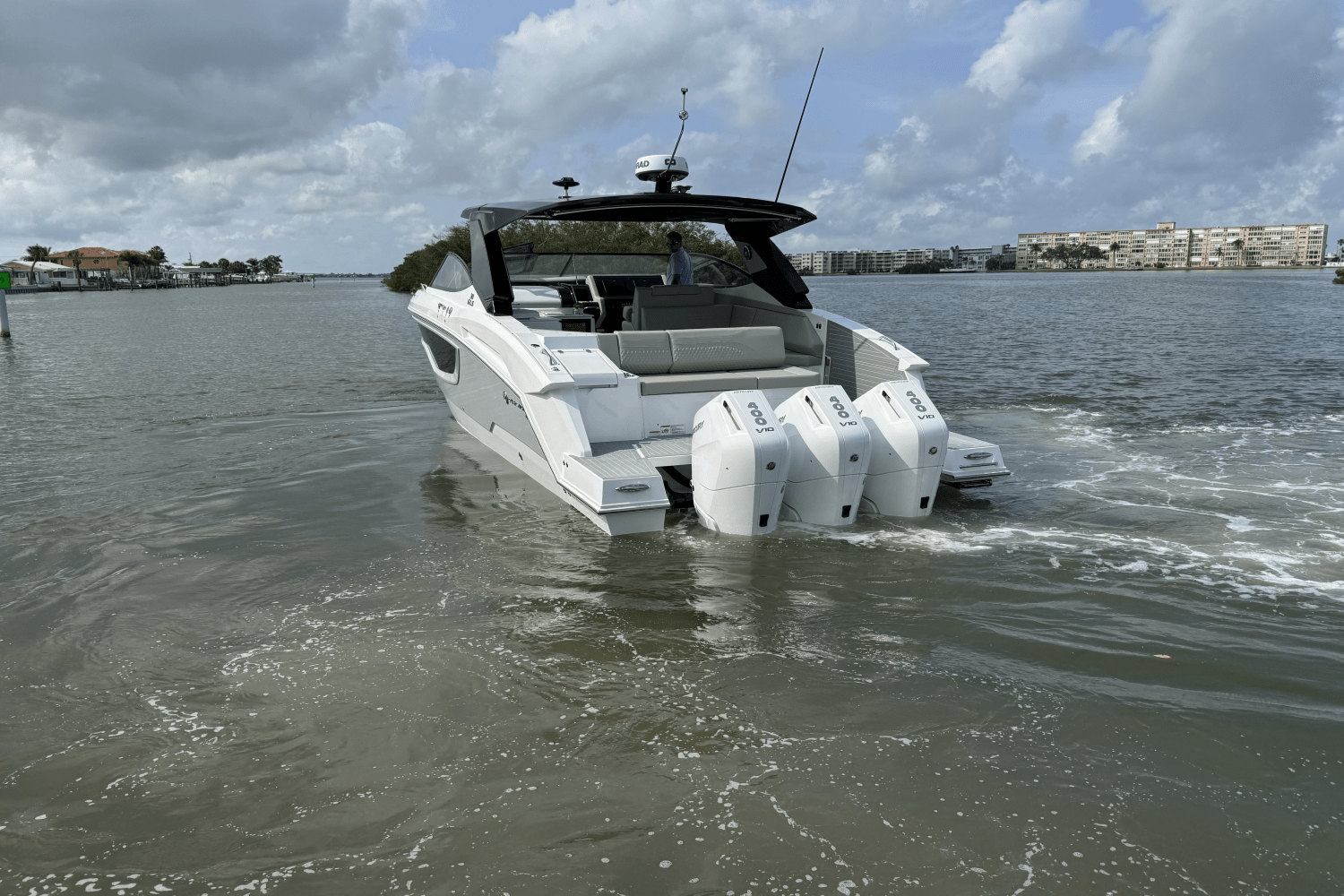 Slide: The Image of Cruisers Yachts 38 GLS Outboard 2025 - 11