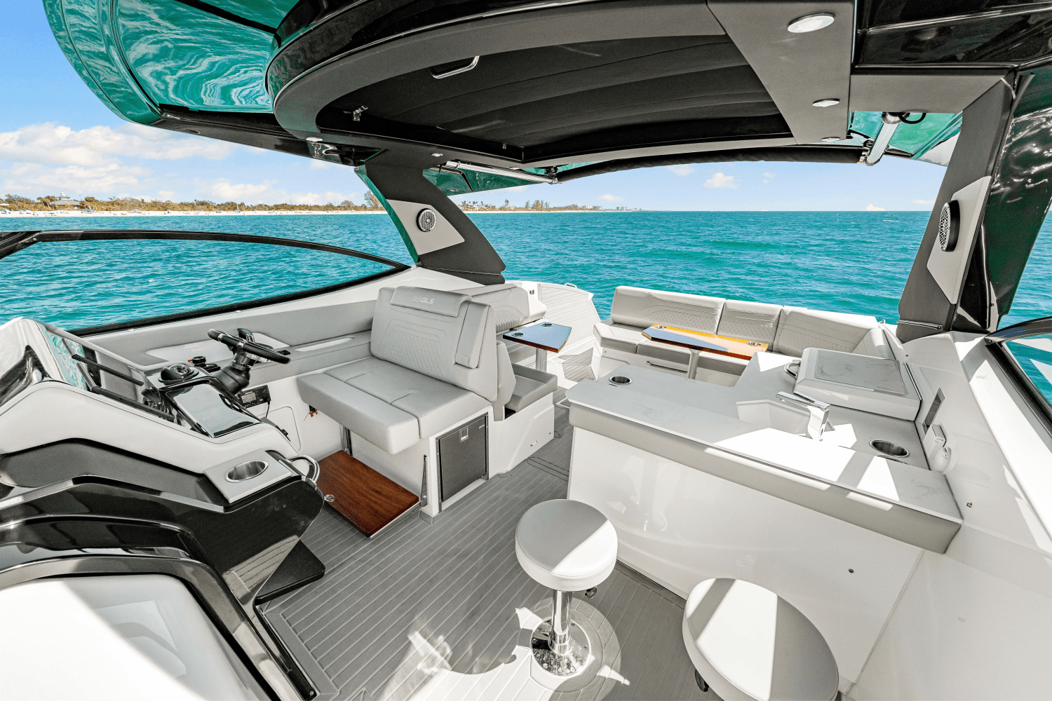 Slide: The Image of Cruisers Yachts 38 GLS Outboard 2025 - 17
