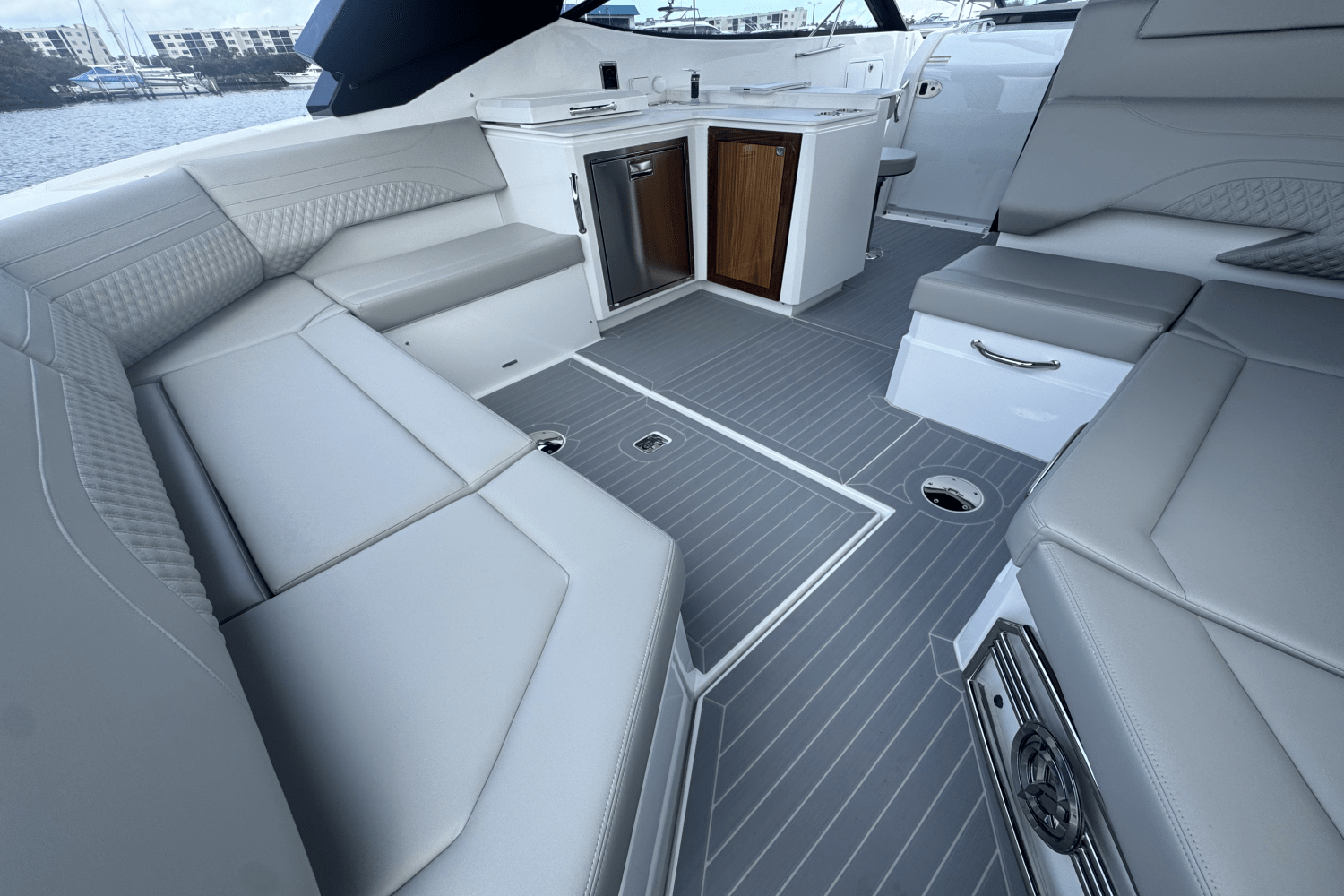 Slide: The Image of Cruisers Yachts 38 GLS Outboard 2025 - 20