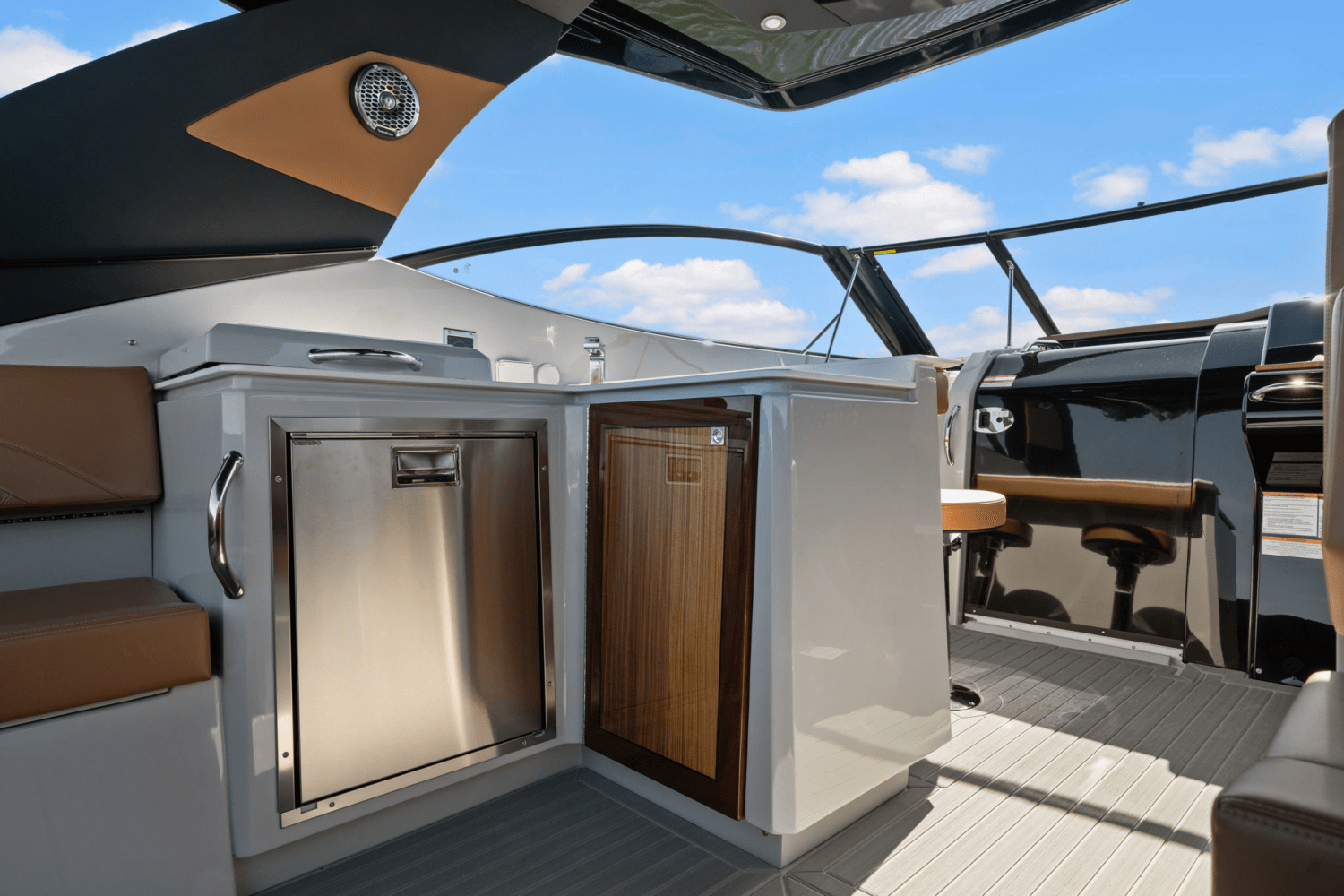 Slide: The Image of Cruisers Yachts 38 GLS Outboard 2025 - 32