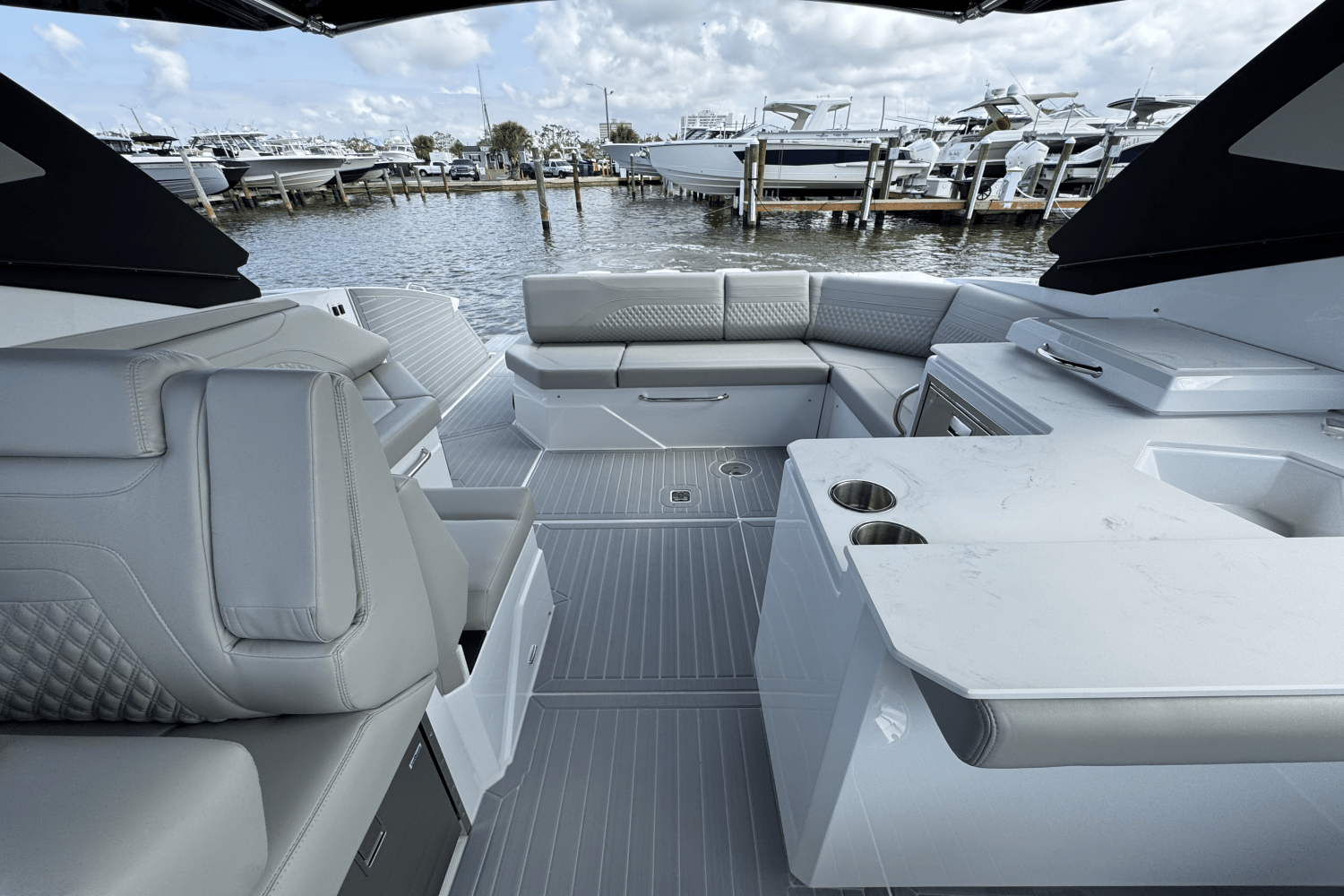 Slide: The Image of Cruisers Yachts 38 GLS Outboard 2025 - 40