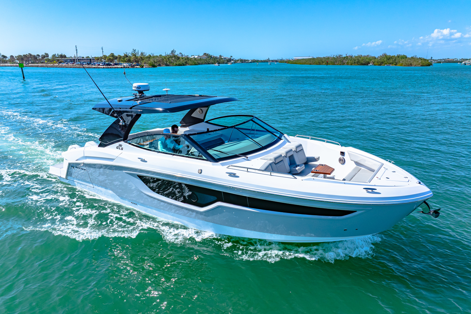 Slide: The Image of Cruisers Yachts 38 GLS Outboard 2025 - 5