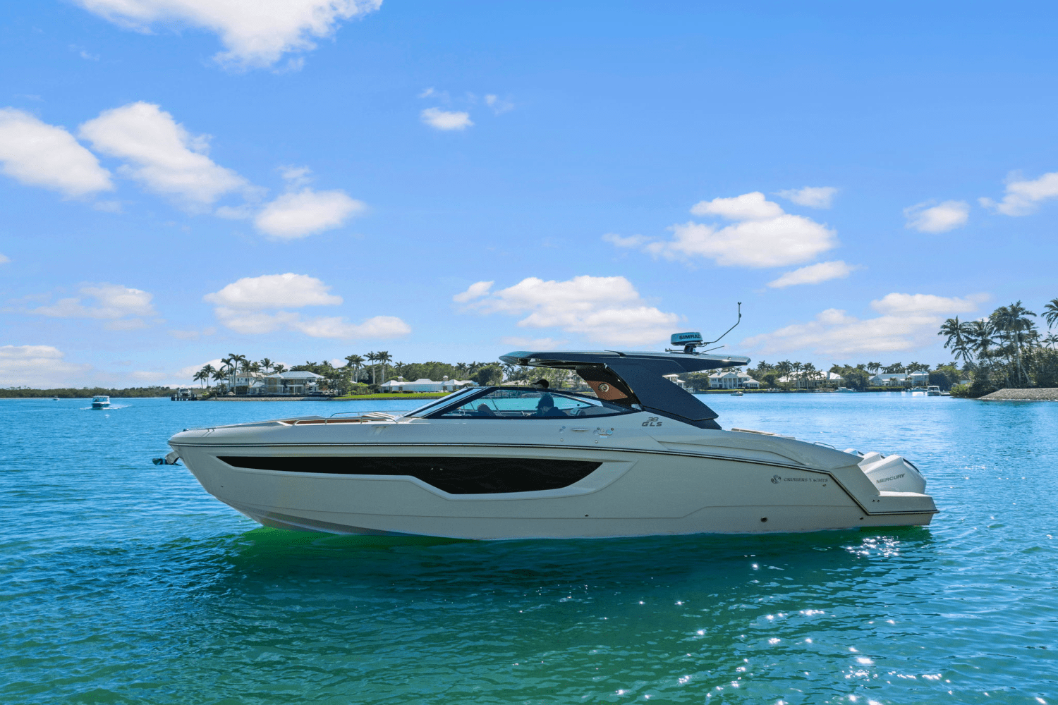 Slide: The Image of Cruisers Yachts 38 GLS Outboard 2025 - 8