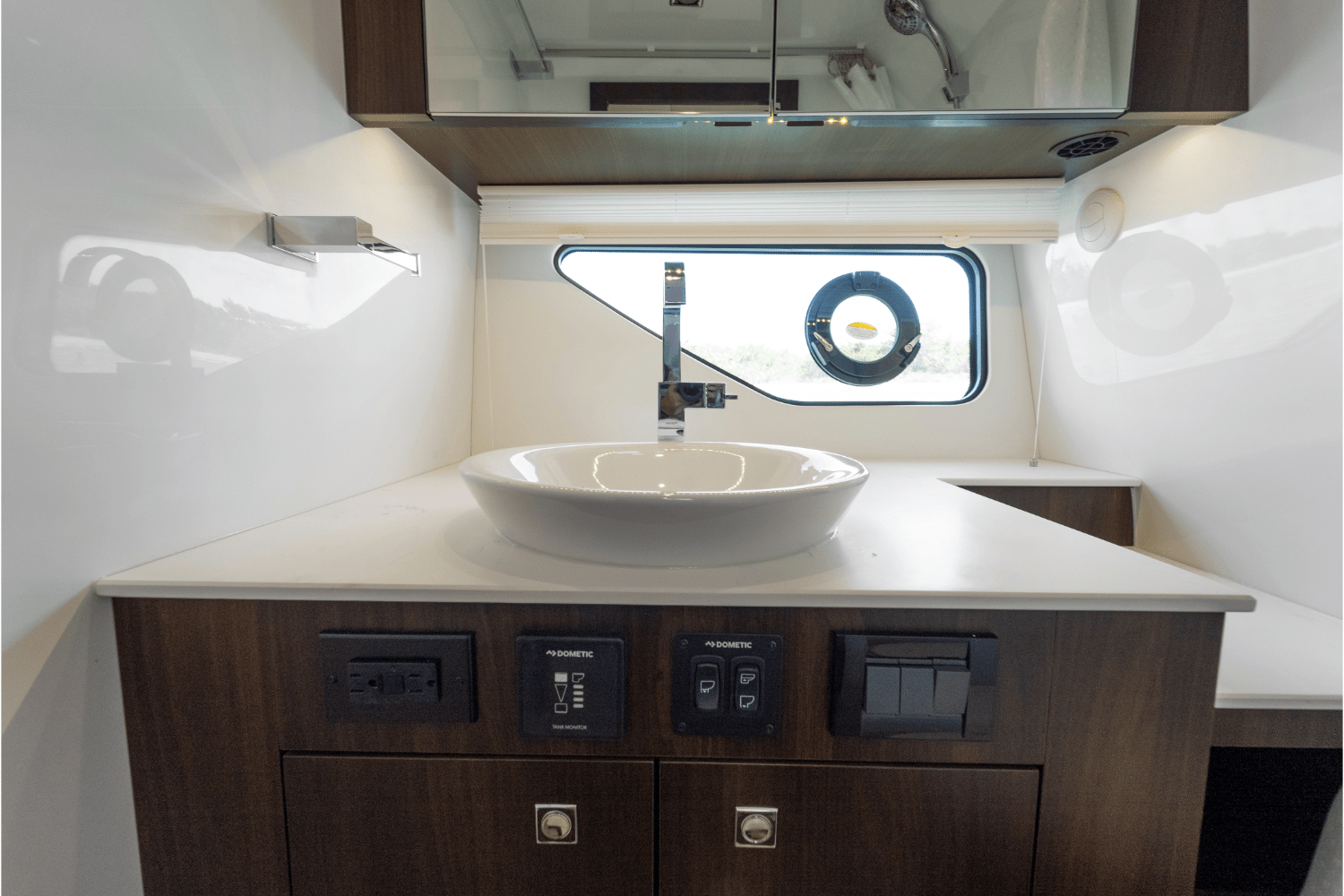 Slide: The Image of Cruisers Yachts 38 GLS Outboard 2026 - 113