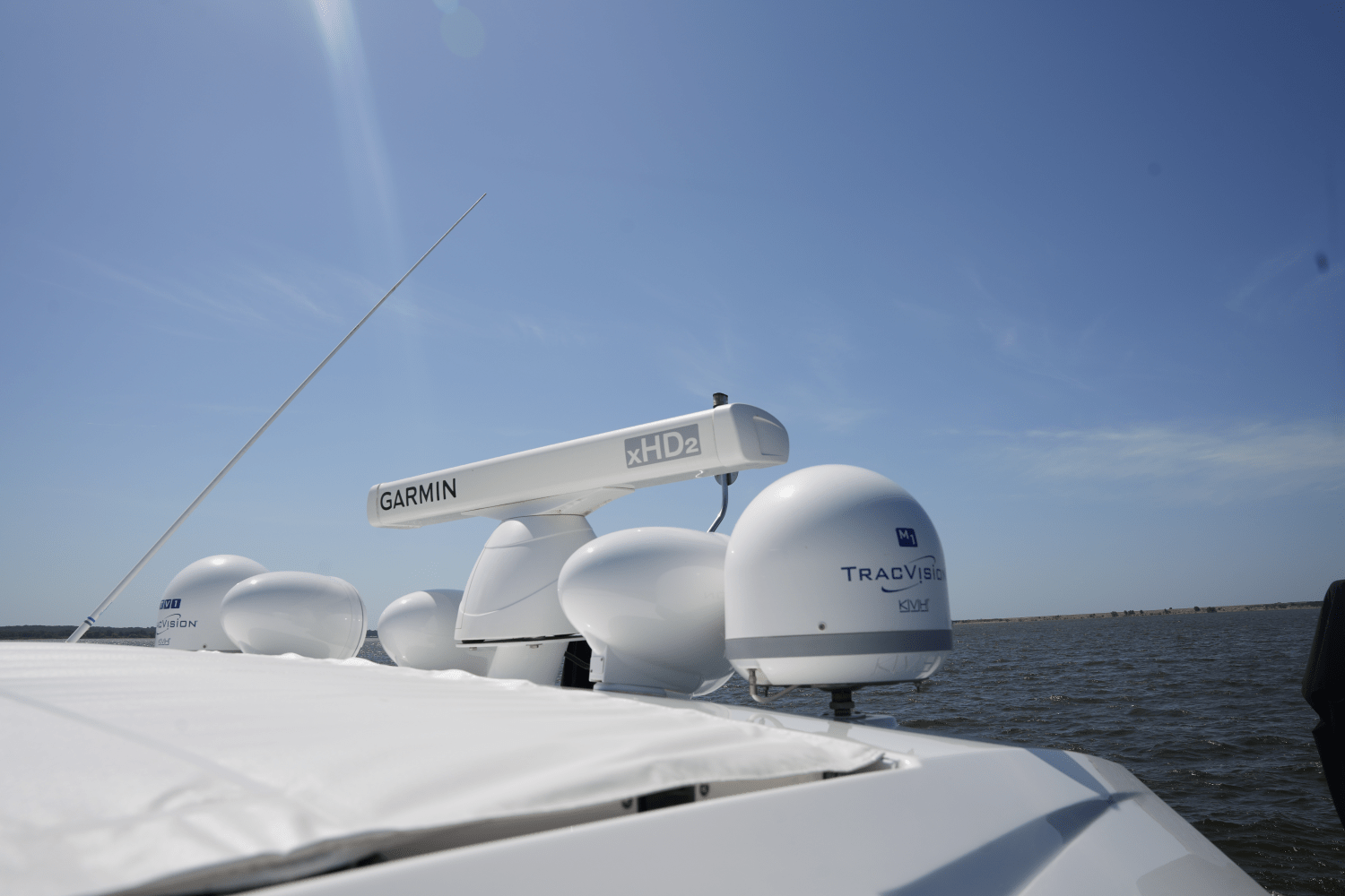 Slide: The Image of Cruisers Yachts 390 EXPRESS COUPE 2018 - 13