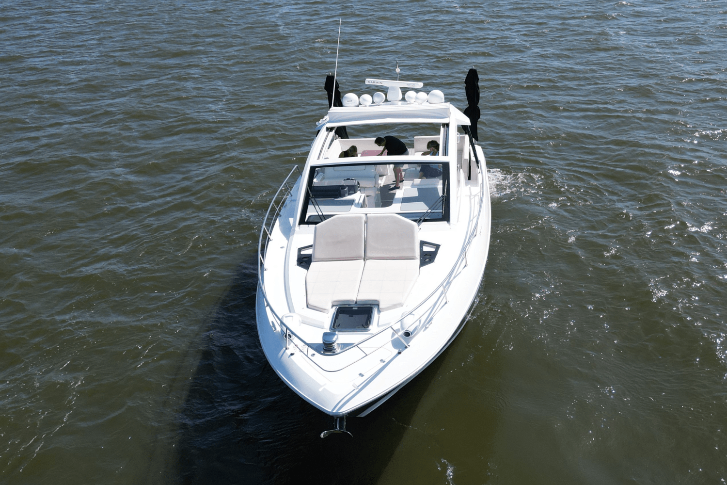 Slide: The Image of Cruisers Yachts 390 EXPRESS COUPE 2018 - 3