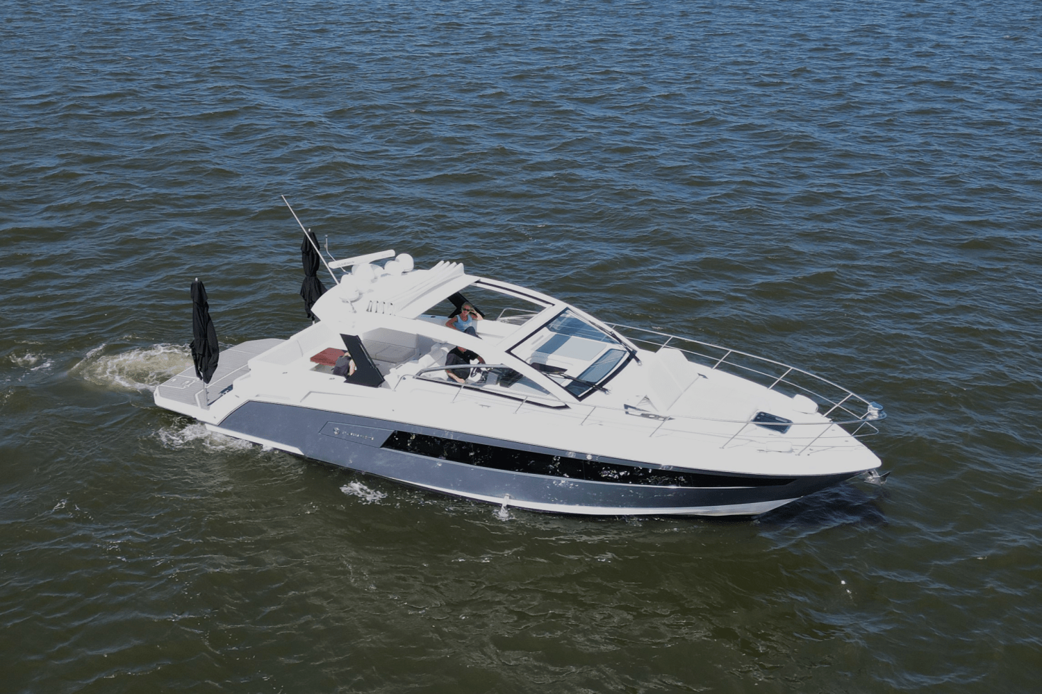 Slide: The Image of Cruisers Yachts 390 EXPRESS COUPE 2018 - 63