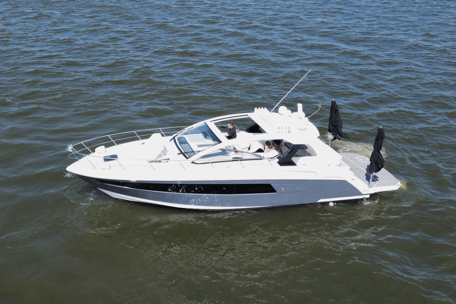 Slide: The Image of Cruisers Yachts 390 EXPRESS COUPE 2018 - 68