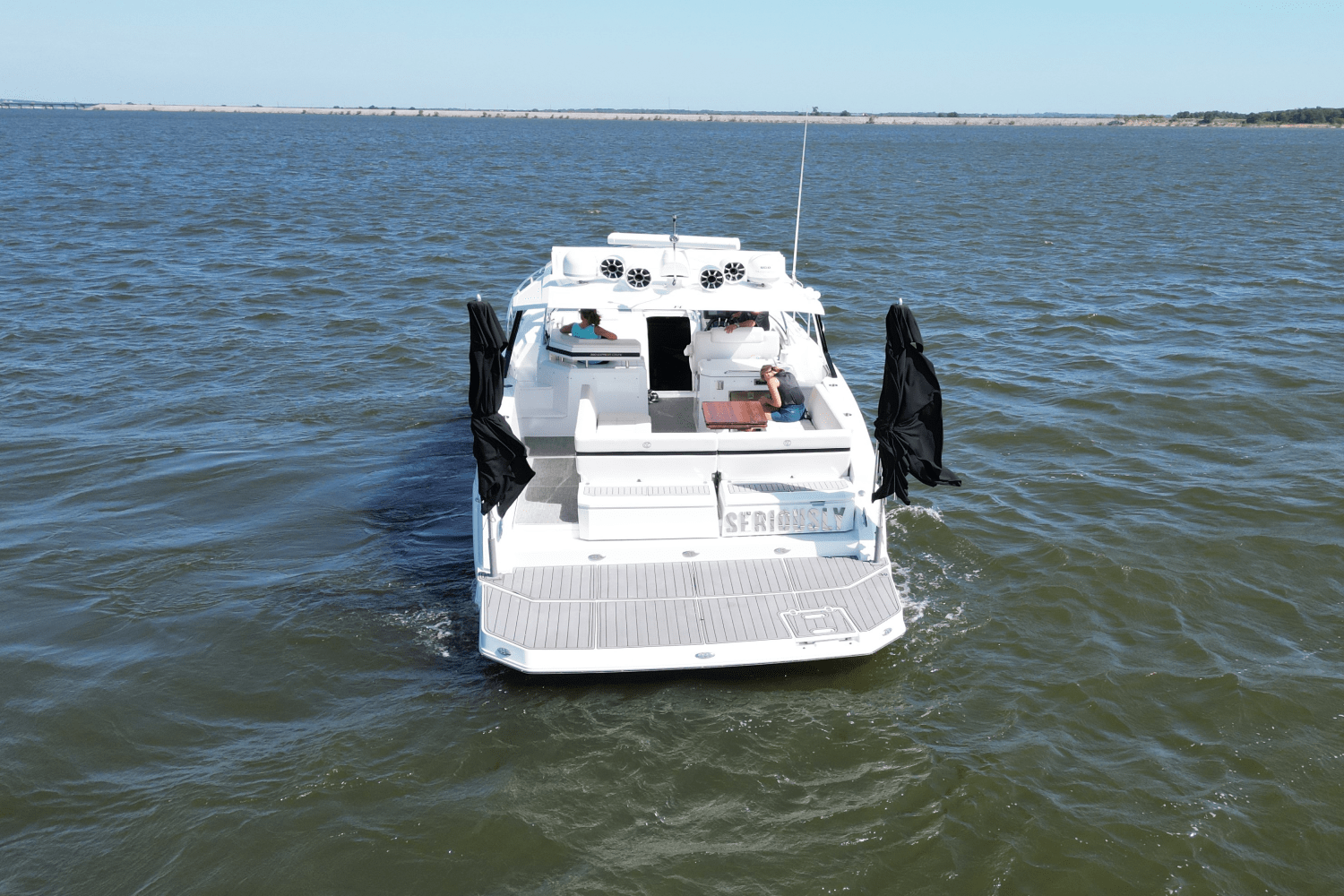 Slide: The Image of Cruisers Yachts 390 EXPRESS COUPE 2018 - 7