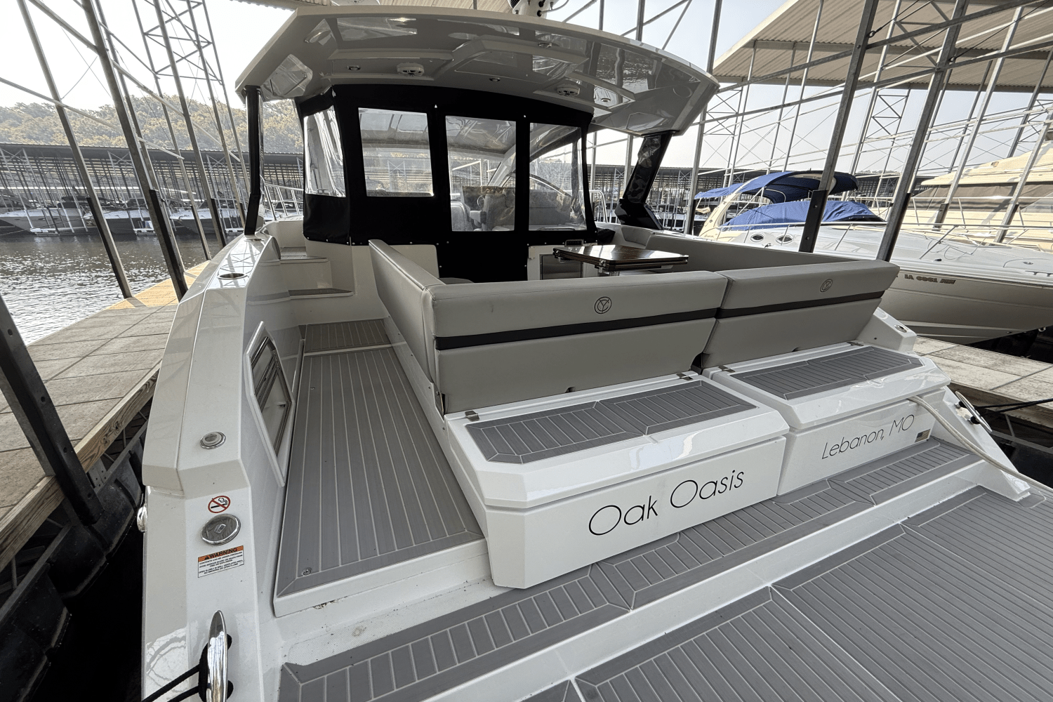 Slide: The Image of Cruisers Yachts 39 Express Coupe 2022 - 14