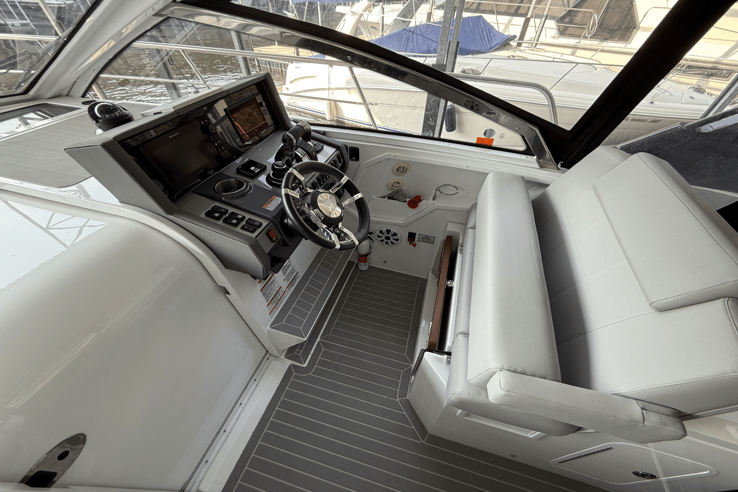 Slide: The Image of Cruisers Yachts 39 Express Coupe 2022 - 16