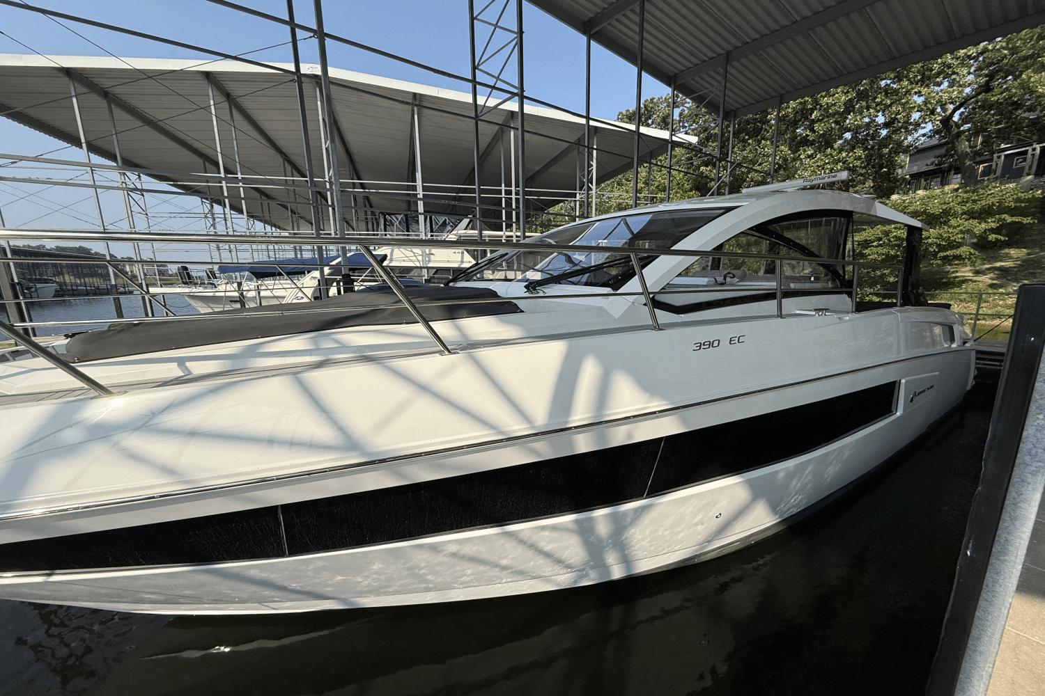 Slide: The Image of Cruisers Yachts 39 Express Coupe 2022 - 2