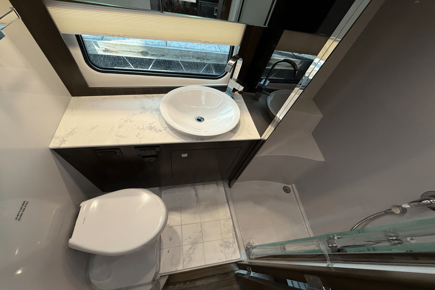 Slide: The Image of Cruisers Yachts 39 Express Coupe 2022 - 47