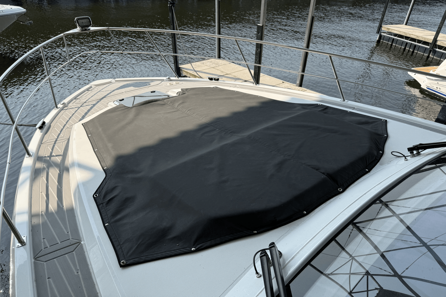 Slide: The Image of Cruisers Yachts 39 Express Coupe 2022 - 52