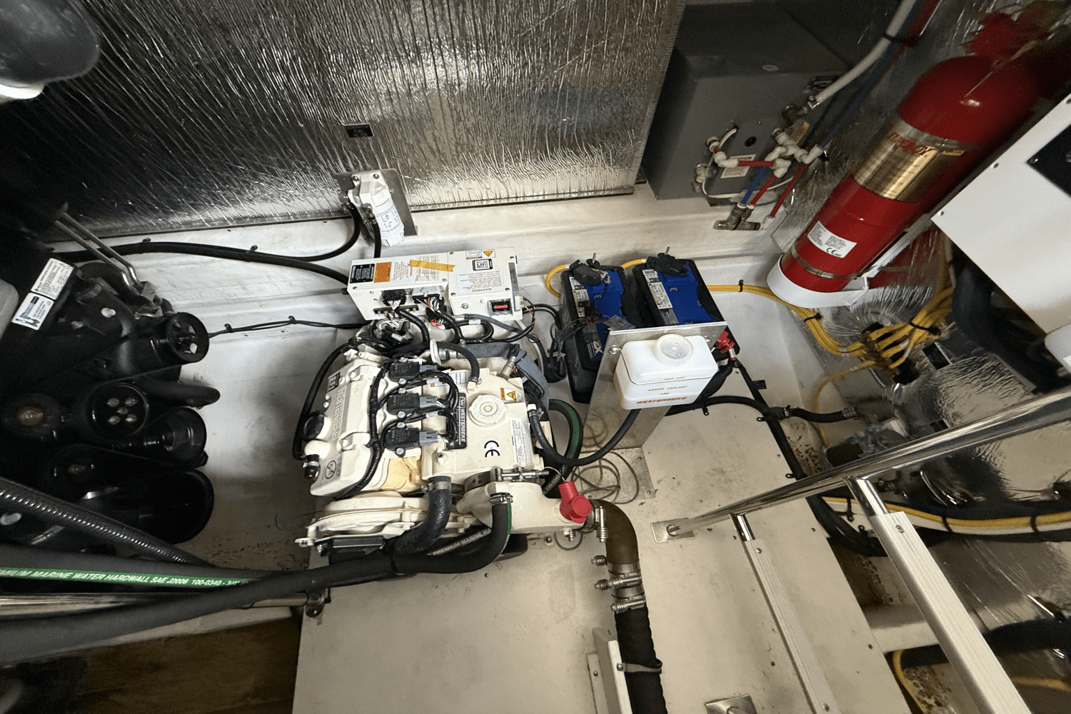 Slide: The Image of Cruisers Yachts 39 Express Coupe 2022 - 58