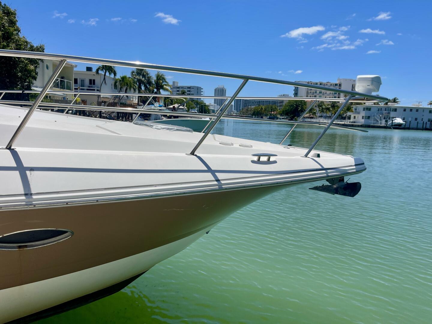 Slide: The Image of Cruisers Yachts 420 Express 2006 - 4363360