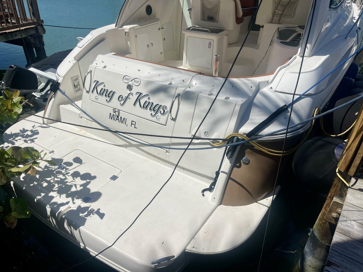 Slide: The Image of Cruisers Yachts 420 Express 2006 - 4363370