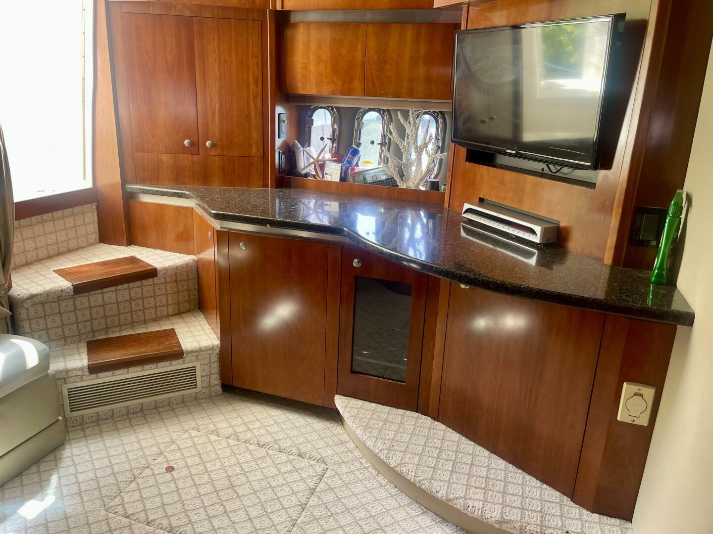 Slide: The Image of Cruisers Yachts 420 Express 2006 - 4363379