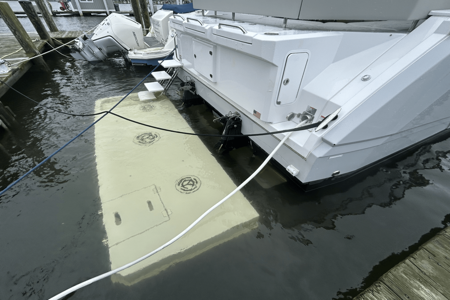 Slide: The Image of Cruisers Yachts 42 Cantius 2025 - 10