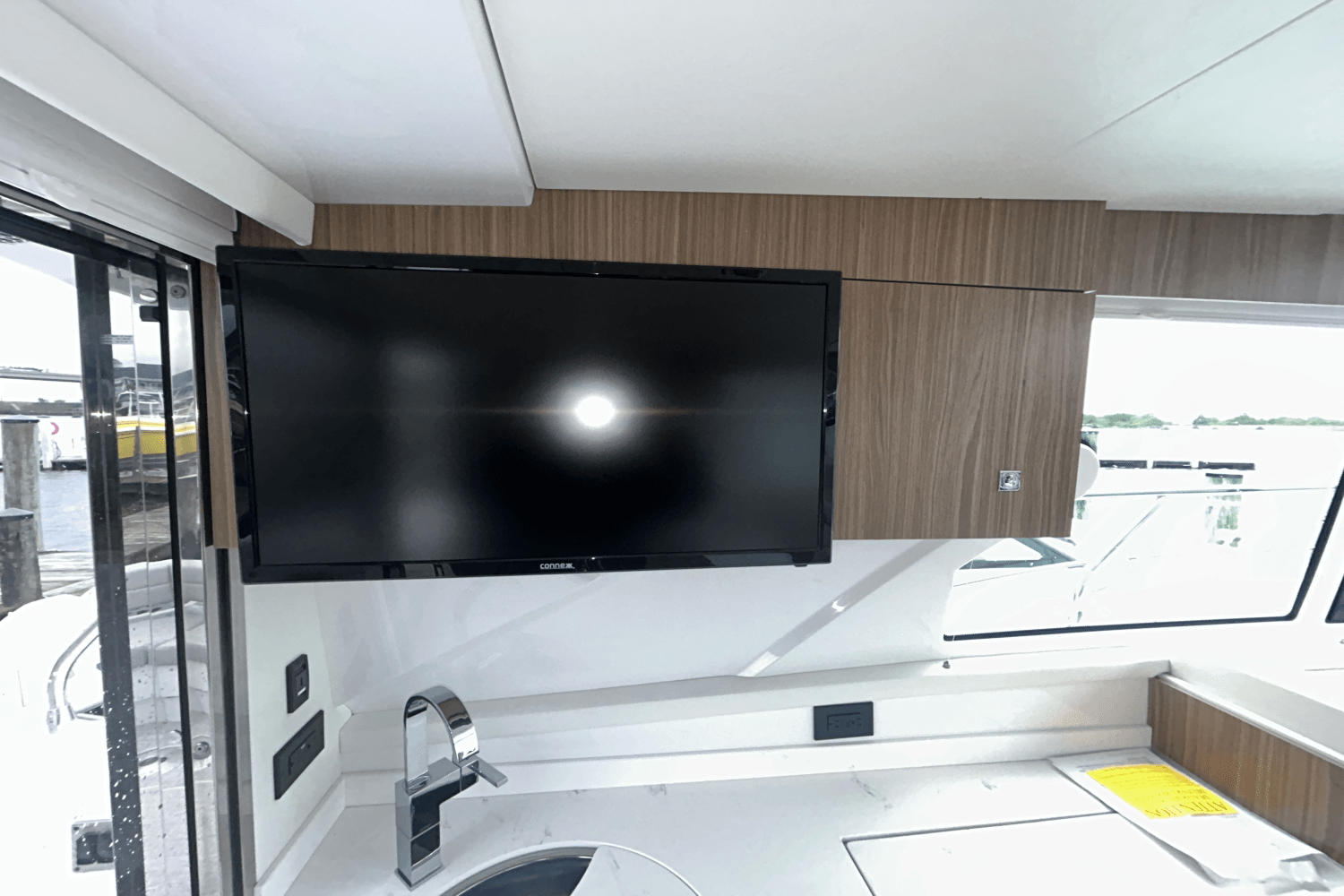 Slide: The Image of Cruisers Yachts 42 Cantius 2025 - 20