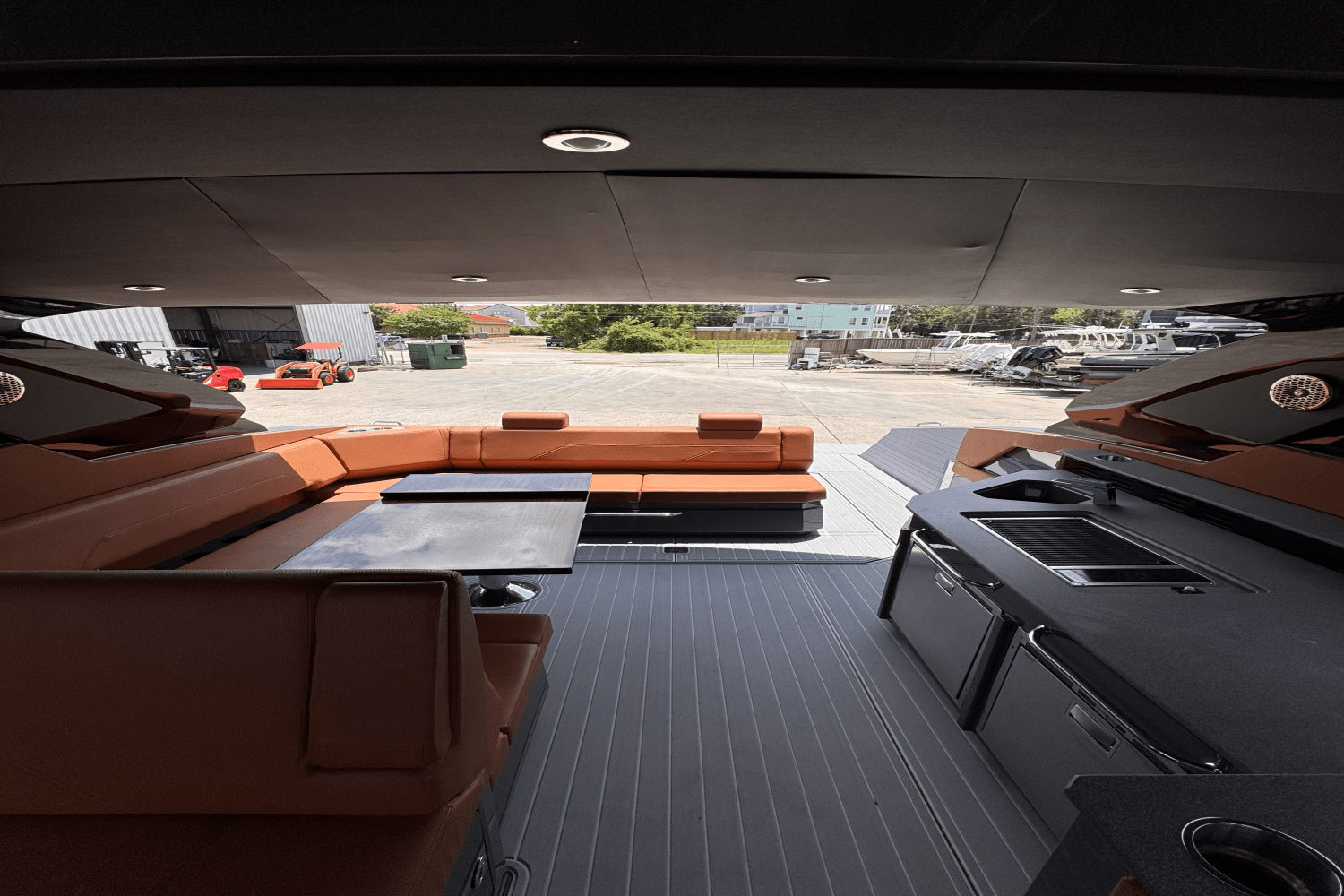 Slide: The Image of Cruisers Yachts 42 GLS 2023 - 19