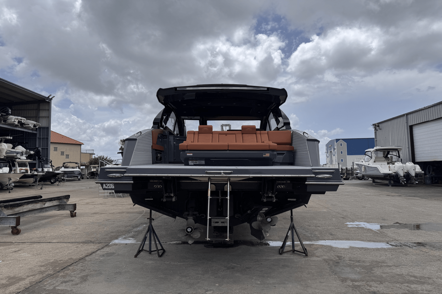 Slide: The Image of Cruisers Yachts 42 GLS 2023 - 4