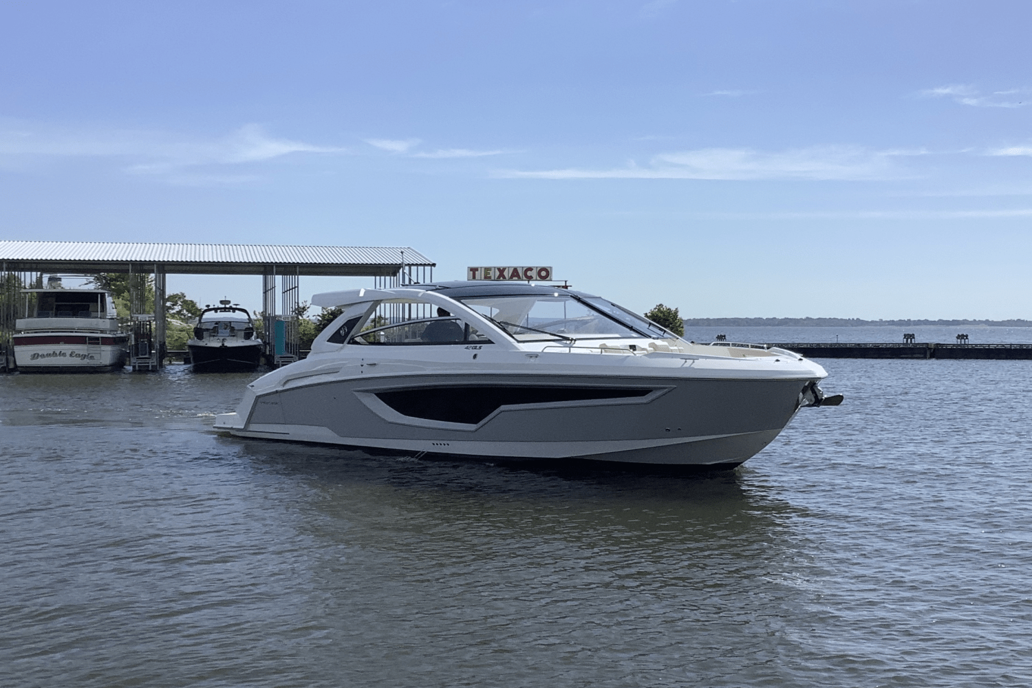 Slide: The Image of Cruisers Yachts 42 GLS 2025 - 0