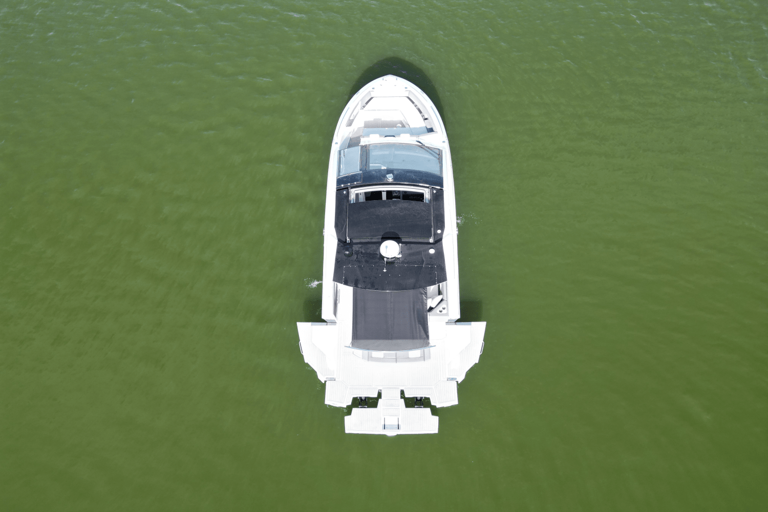 Slide: The Image of Cruisers Yachts 42 GLS 2025 - 11
