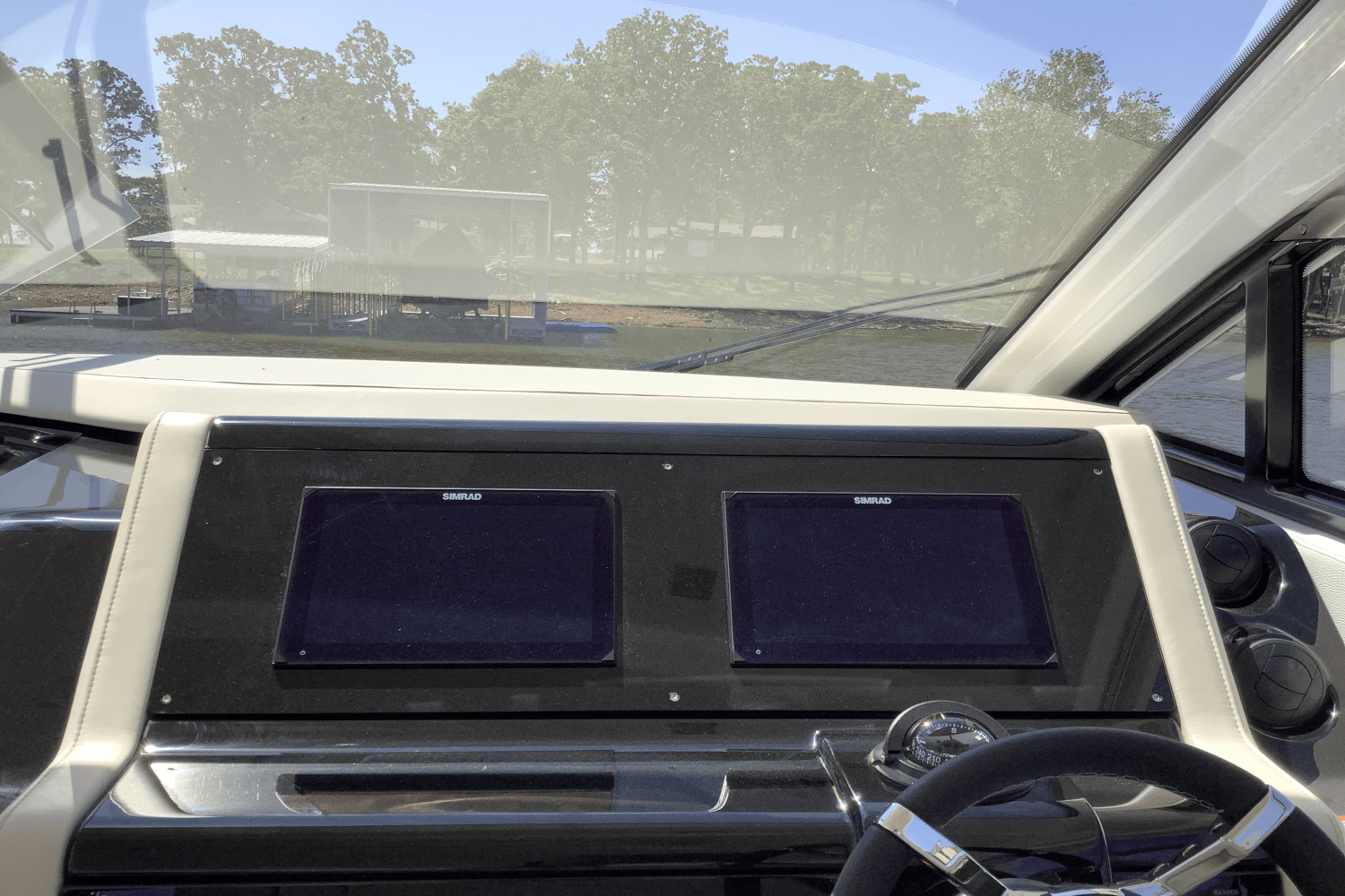 Slide: The Image of Cruisers Yachts 42 GLS 2025 - 25