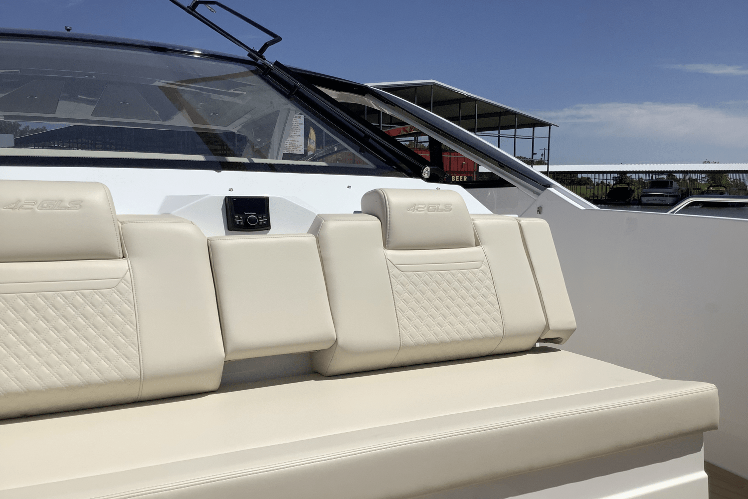 Slide: The Image of Cruisers Yachts 42 GLS 2025 - 33