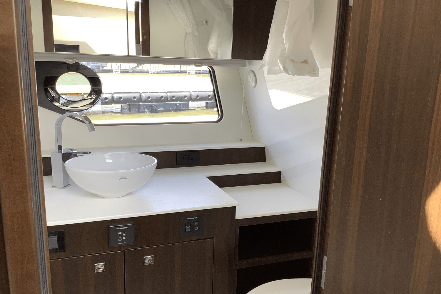 Slide: The Image of Cruisers Yachts 42 GLS 2025 - 39