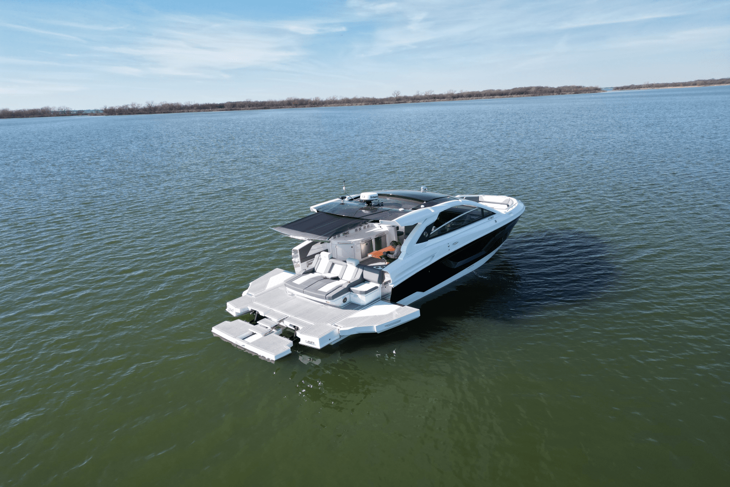 Slide: The Image of Cruisers Yachts 42 GLS 2025 - 8