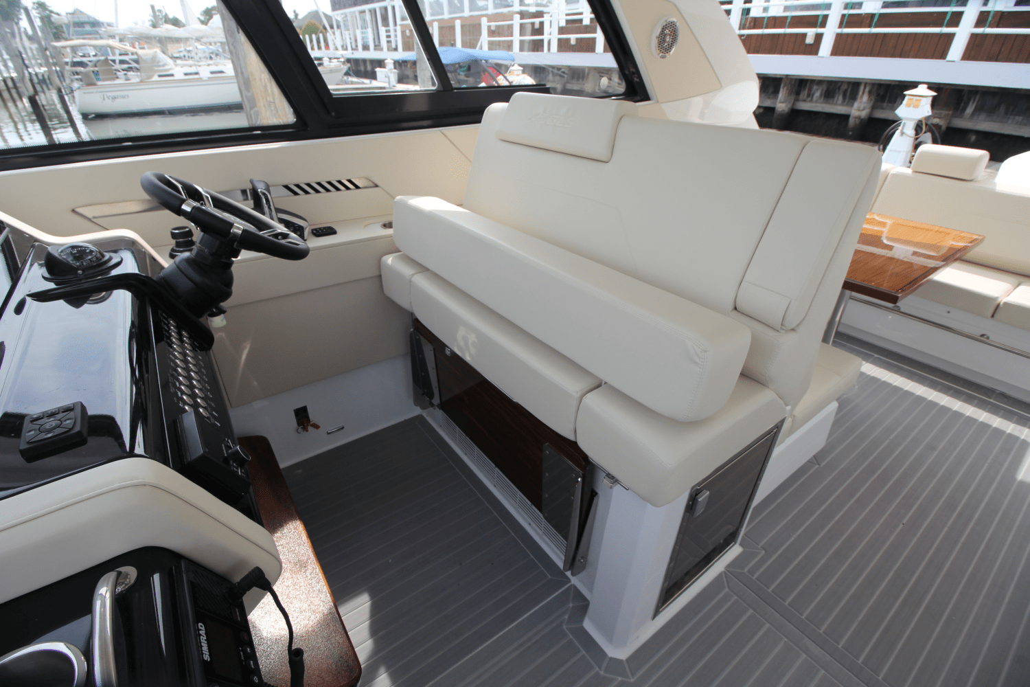 Slide: The Image of Cruisers Yachts 42 GLS Outboard 2024 - 33