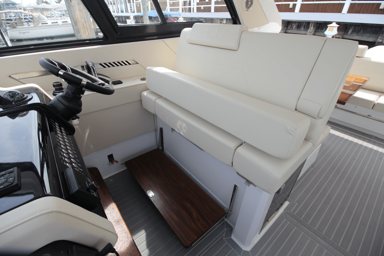 Slide: The Image of Cruisers Yachts 42 GLS Outboard 2024 - 34