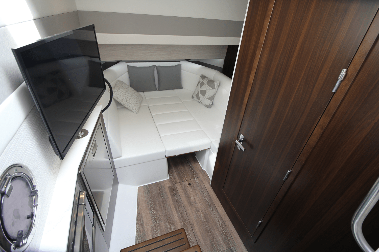 Slide: The Image of Cruisers Yachts 42 GLS Outboard 2024 - 39