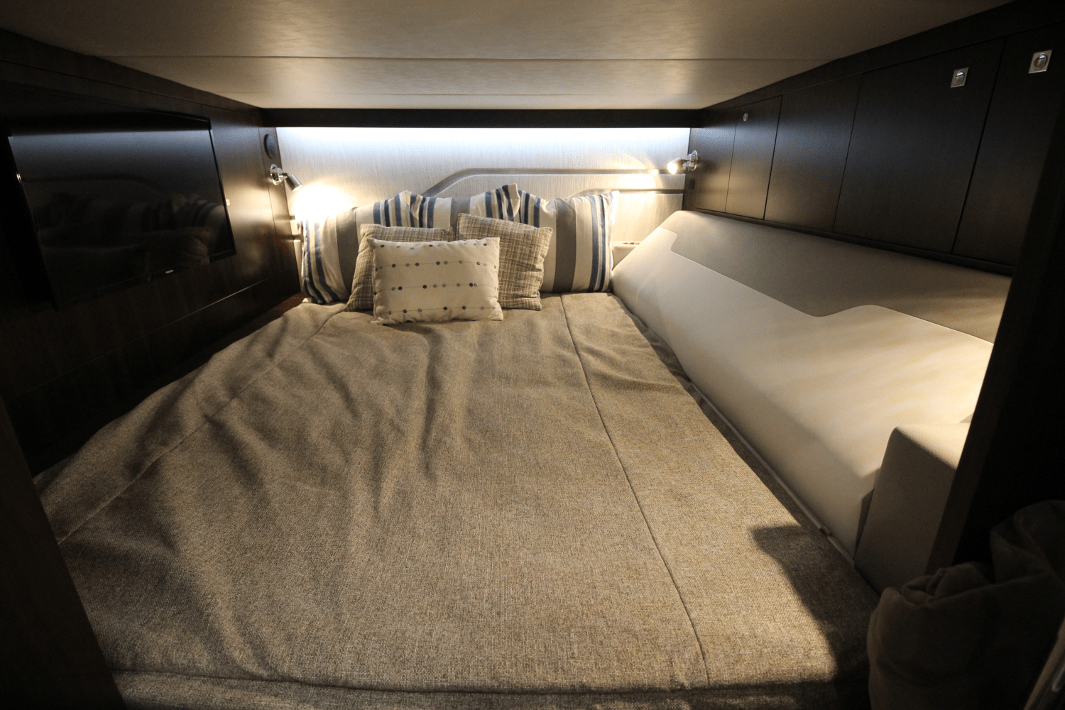 Slide: The Image of Cruisers Yachts 42 GLS Outboard 2024 - 44