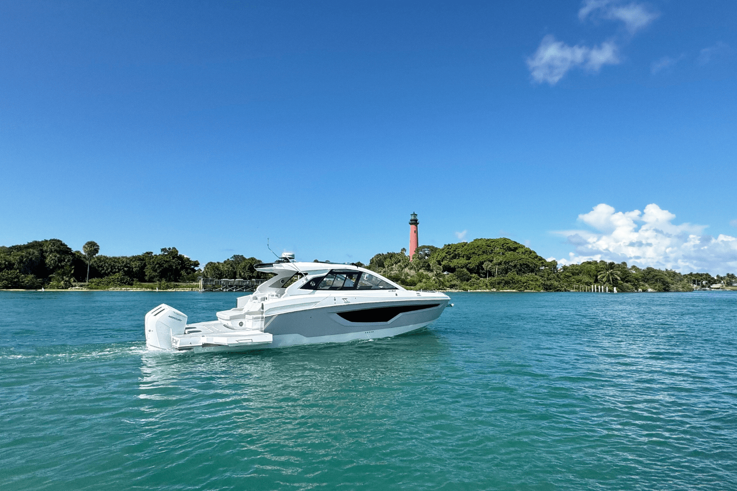 Slide: The Image of Cruisers Yachts 42 GLS Outboard 2026 - 1