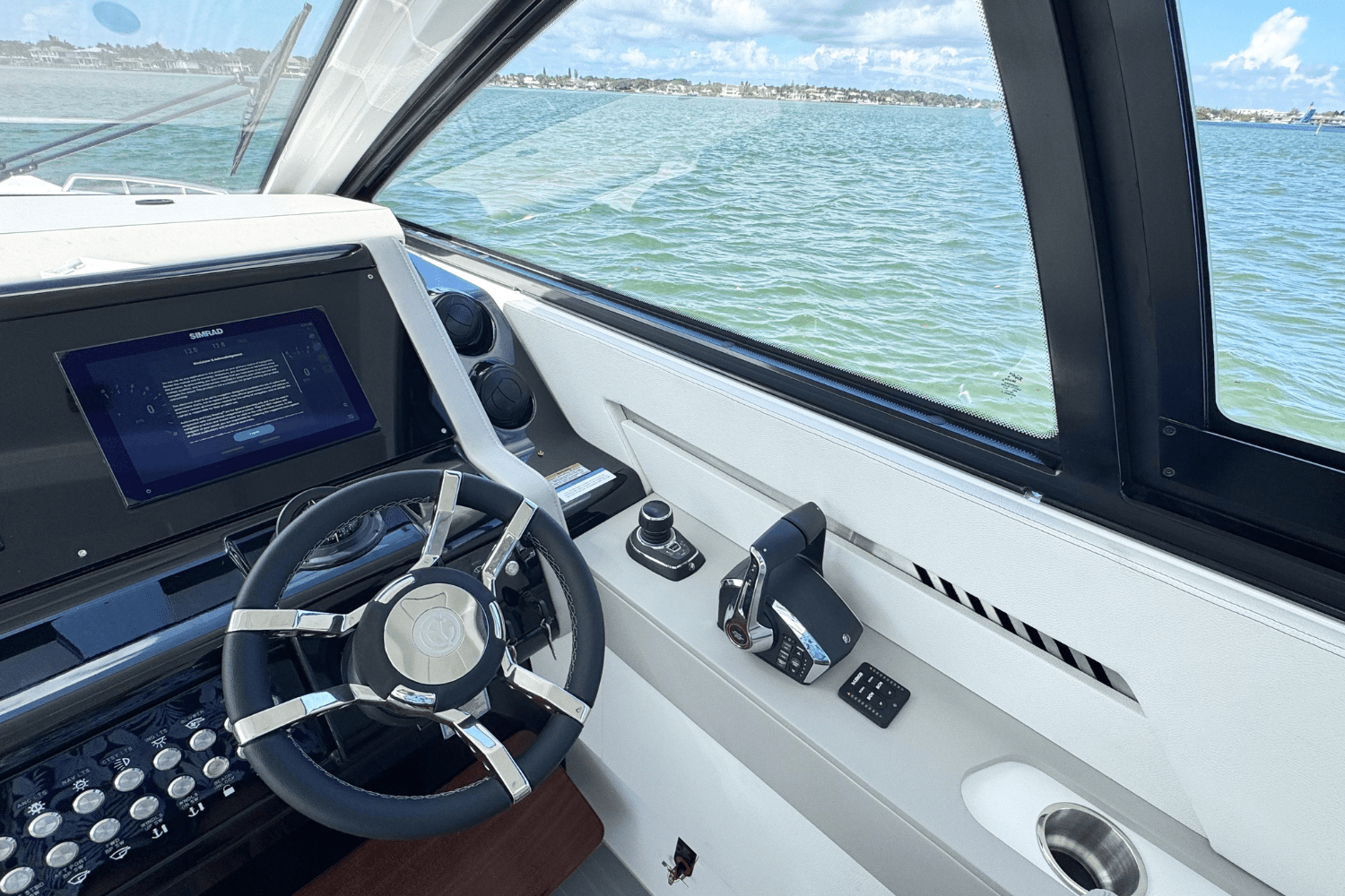 Slide: The Image of Cruisers Yachts 42 GLS Outboard 2026 - 12