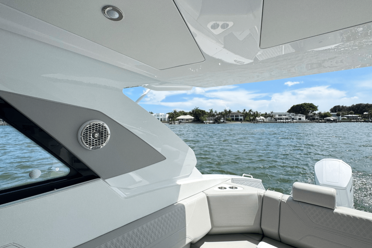 Slide: The Image of Cruisers Yachts 42 GLS Outboard 2026 - 30