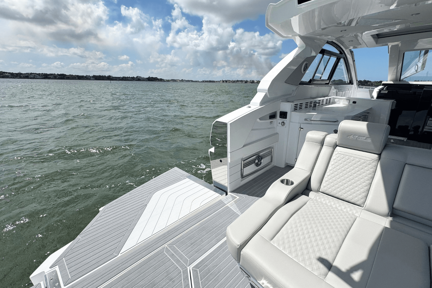 Slide: The Image of Cruisers Yachts 42 GLS Outboard 2026 - 31