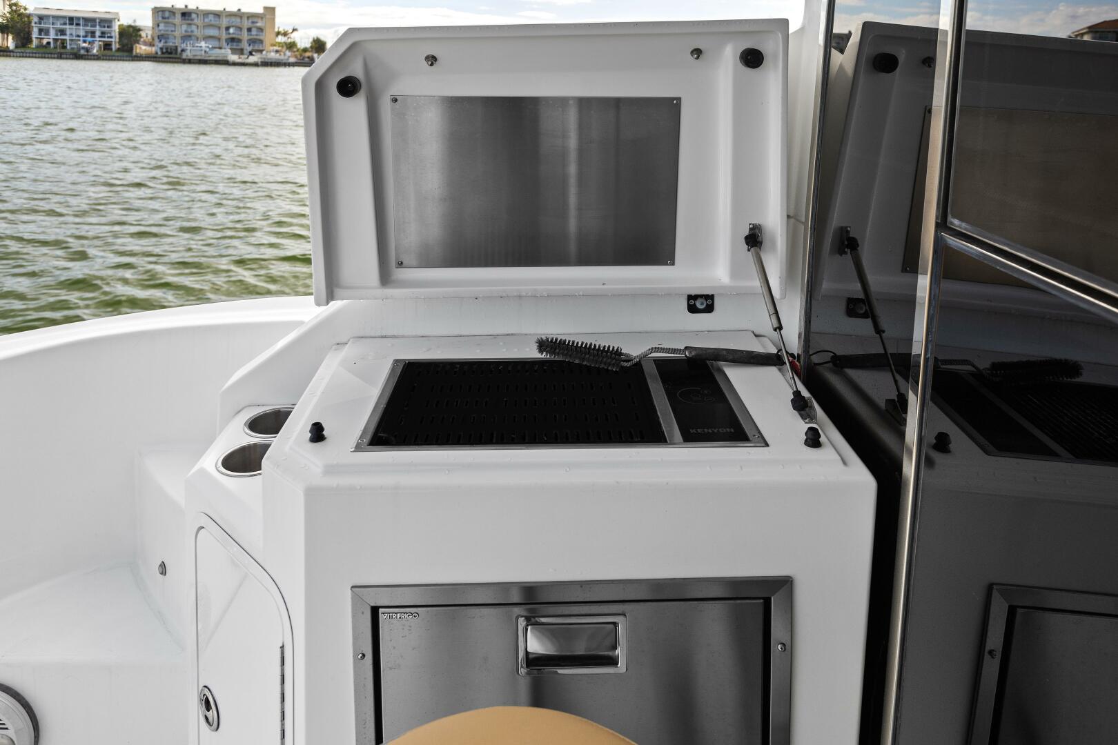 Slide: The Image of 2014 45 Cruisers Yachts Cantius - Best Times Too  - 4871140