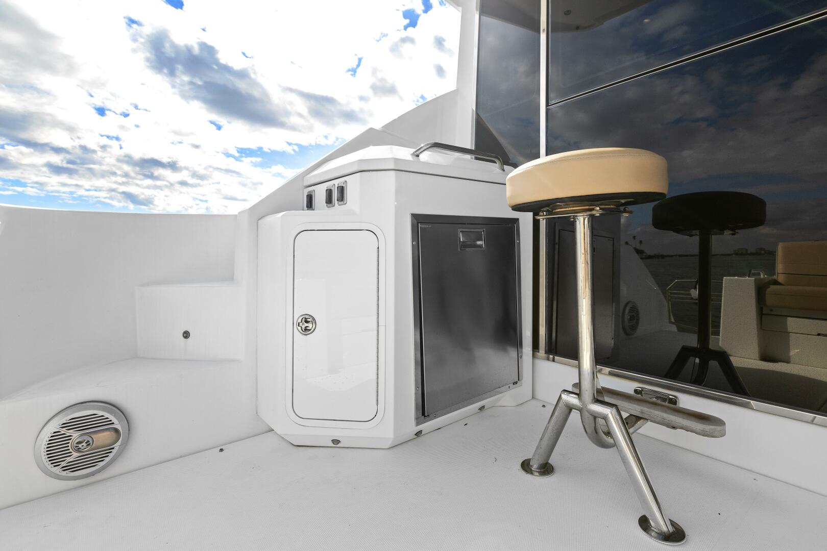 Slide: The Image of 2014 45 Cruisers Yachts Cantius - Best Times Too - 4871141