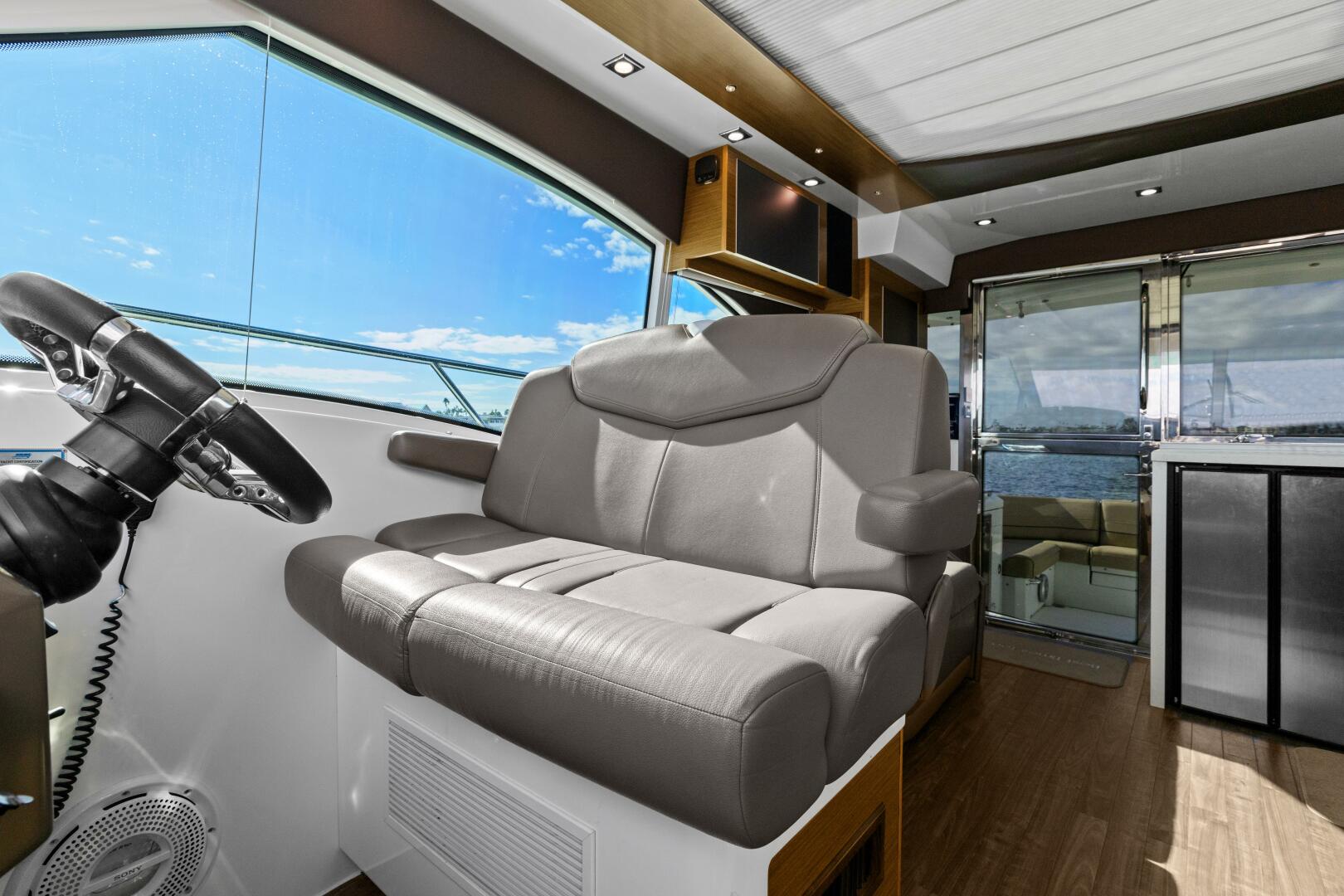 Slide: The Image of 2014 45 Cruisers Yachts Cantius - Best Times Too - 4871177