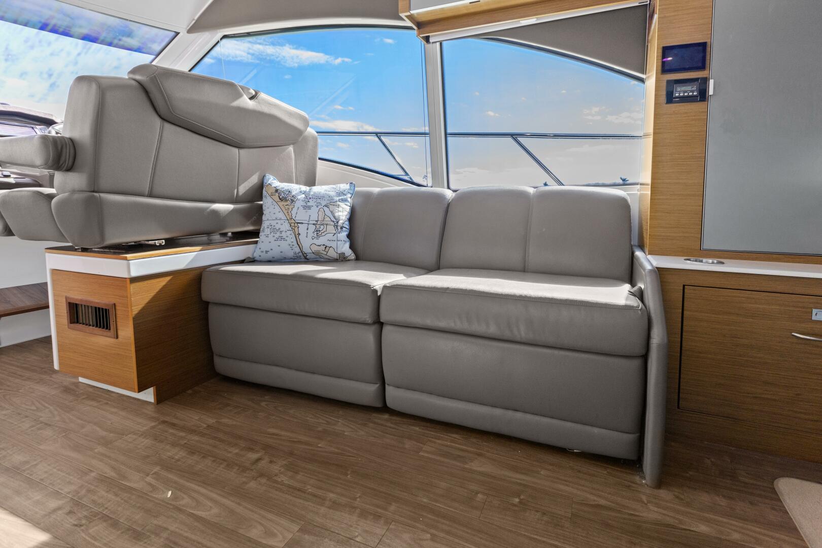 Slide: The Image of 2014 45 Cruisers Yachts Cantius - Best Times Too - 4871181