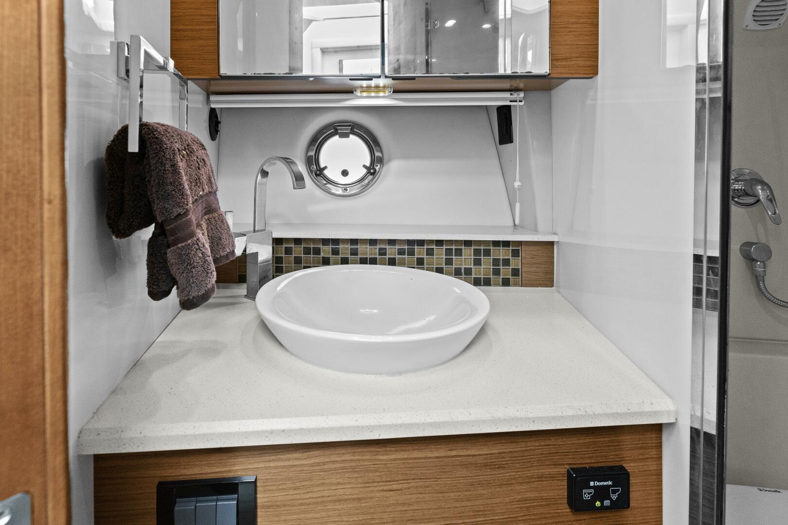 Slide: The Image of 2014 45 Cruisers Yachts Cantius - Best Times Too - 4871256