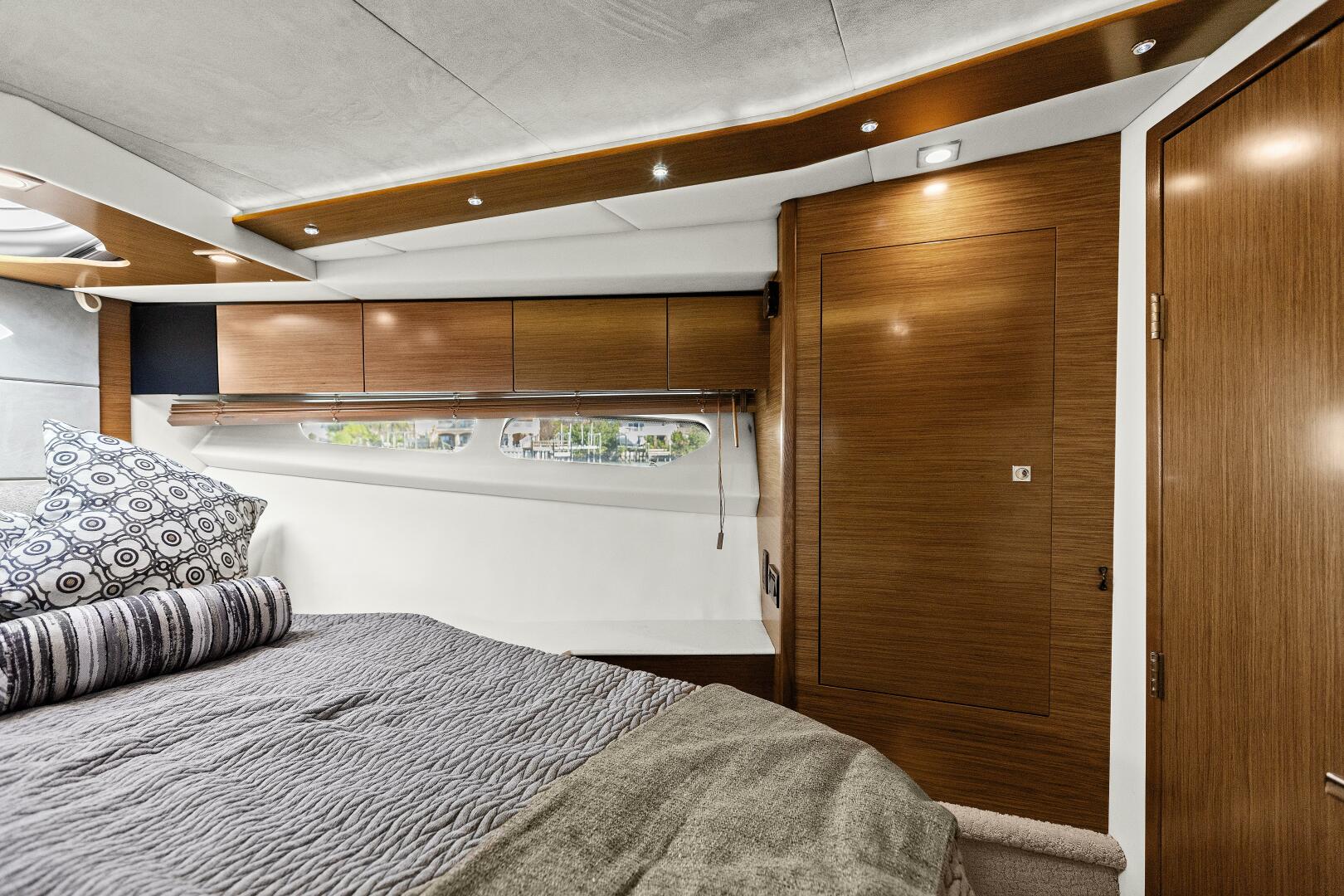 Slide: The Image of 2014 45 Cruisers Yachts Cantius - Best Times Too - 4871296