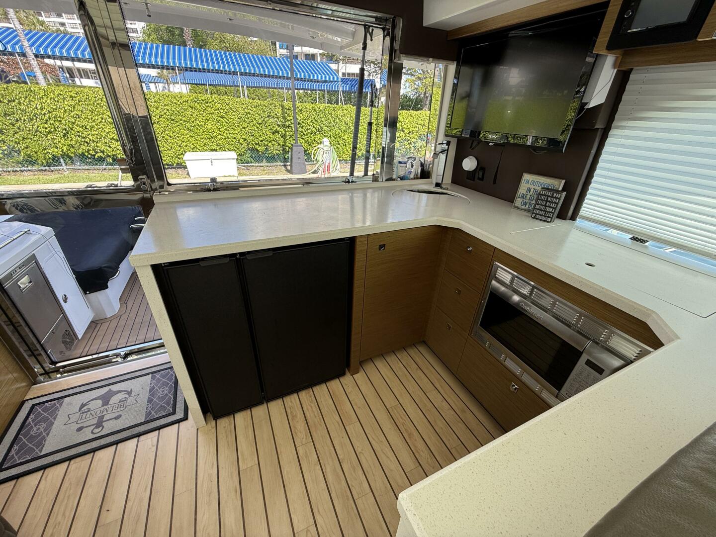 Slide: The Image of Cruisers Yachts 45 Cantius 2014 - 5088100