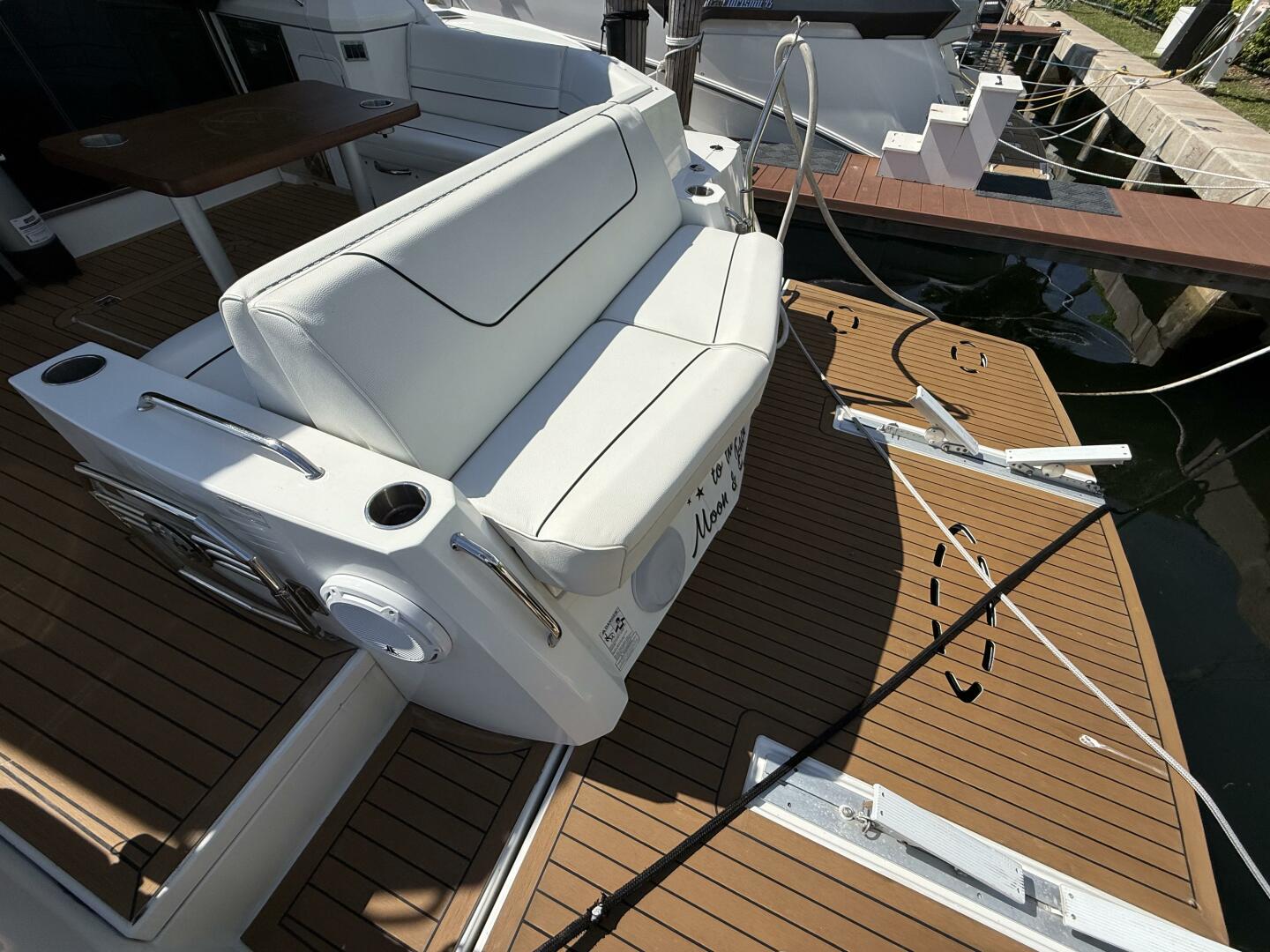 Slide: The Image of Cruisers Yachts 45 Cantius 2014 - 5088168